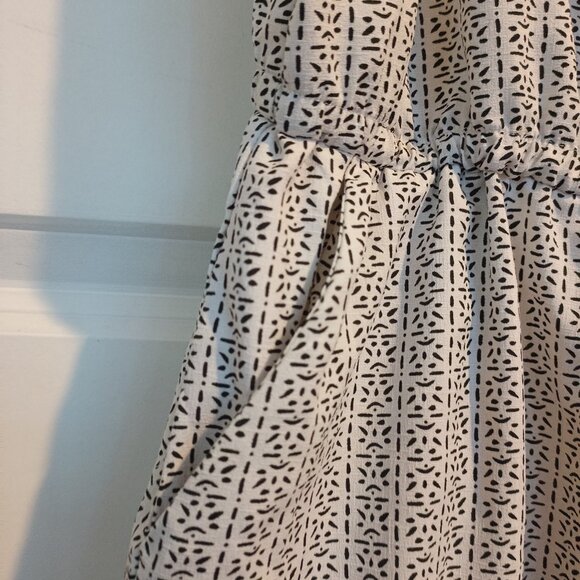 Women's Dex Romper Size Large - Picture 7 of 8